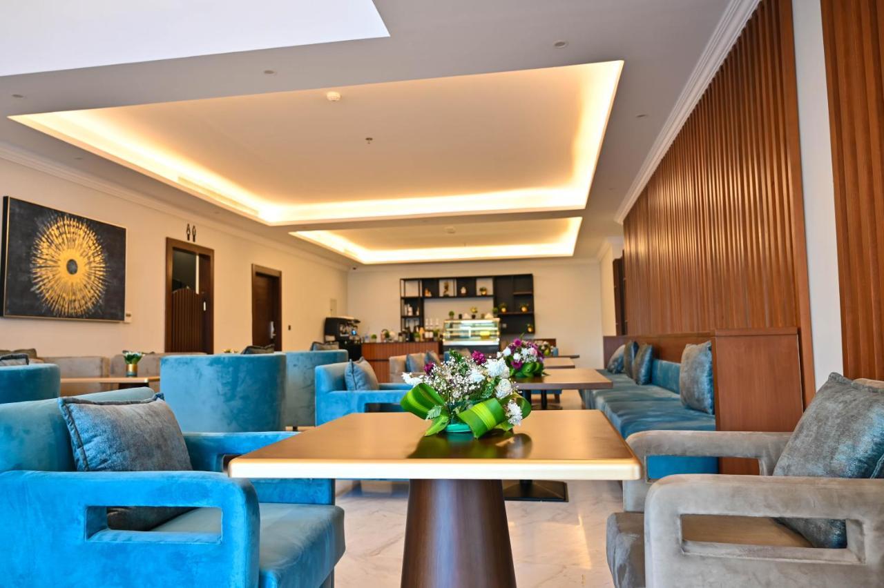Sas Blue Suites Джеда Екстериор снимка