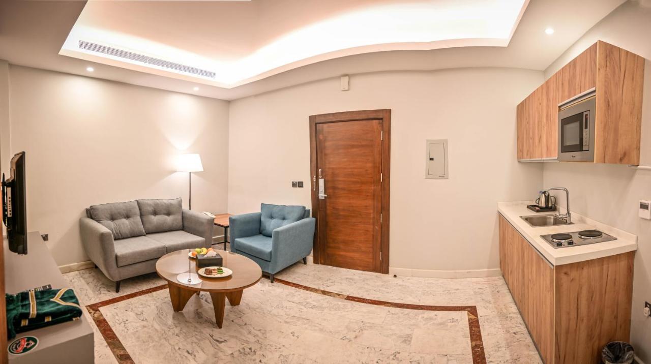 Sas Blue Suites Джеда Екстериор снимка